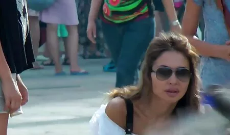 Con chó cái được đưa vào, và cô ấy hét lên vì sung xem phim sec dit nhau khong che sướng