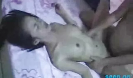 Tôi đã pim sec khong che có một chiếc điện thoại và nó có CÁI NÀY