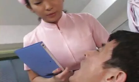 Cô gái xem phim sec dit nhau khong che được fuck rất tích cực