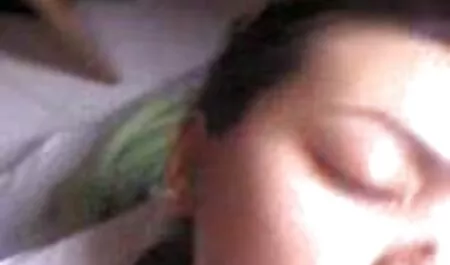 Làm tình nhẹ nhàng giữa một em bé đang hưng phấn và phim sec gai xinh khong che một thanh niên thông minh, xinh đẹp dâm cho phụ nữ