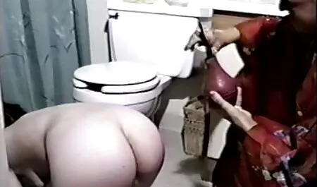 Đưa anh chàng vào ngày sinh nhật của anh ấy kính VR và cứng đụ cô bạn gái mập mạp của anh ấy ﻿sec khong che trong khi anh ấy biến mất trong thực tế ảo