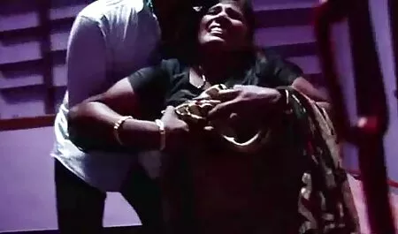 Phat-ass thư ký relishly hút và Jerks off với tits tinh ranh nhận một cumshot trên ngực lớn và núm vú phim sec khong nhô ra