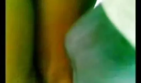 Lâu nay các anh phải đi tìm một con đĩ của gái Nga mới chịu cho vào đít, và khi tìm thấy con cặc đã được anh sec ko che làm tình sung sướng.